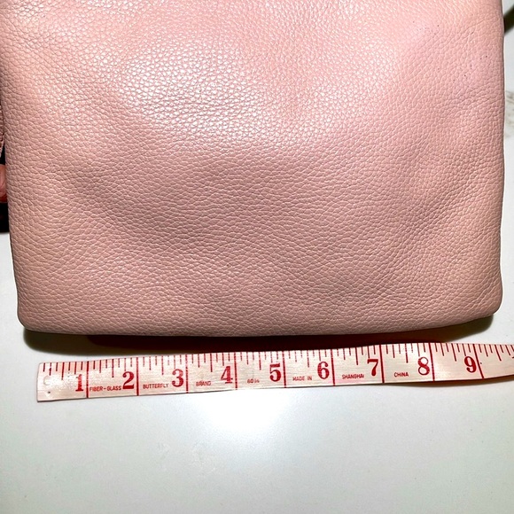 Leather VINCE CAMUTO Crossbody bag, cameo rose - Picture 5 of 11